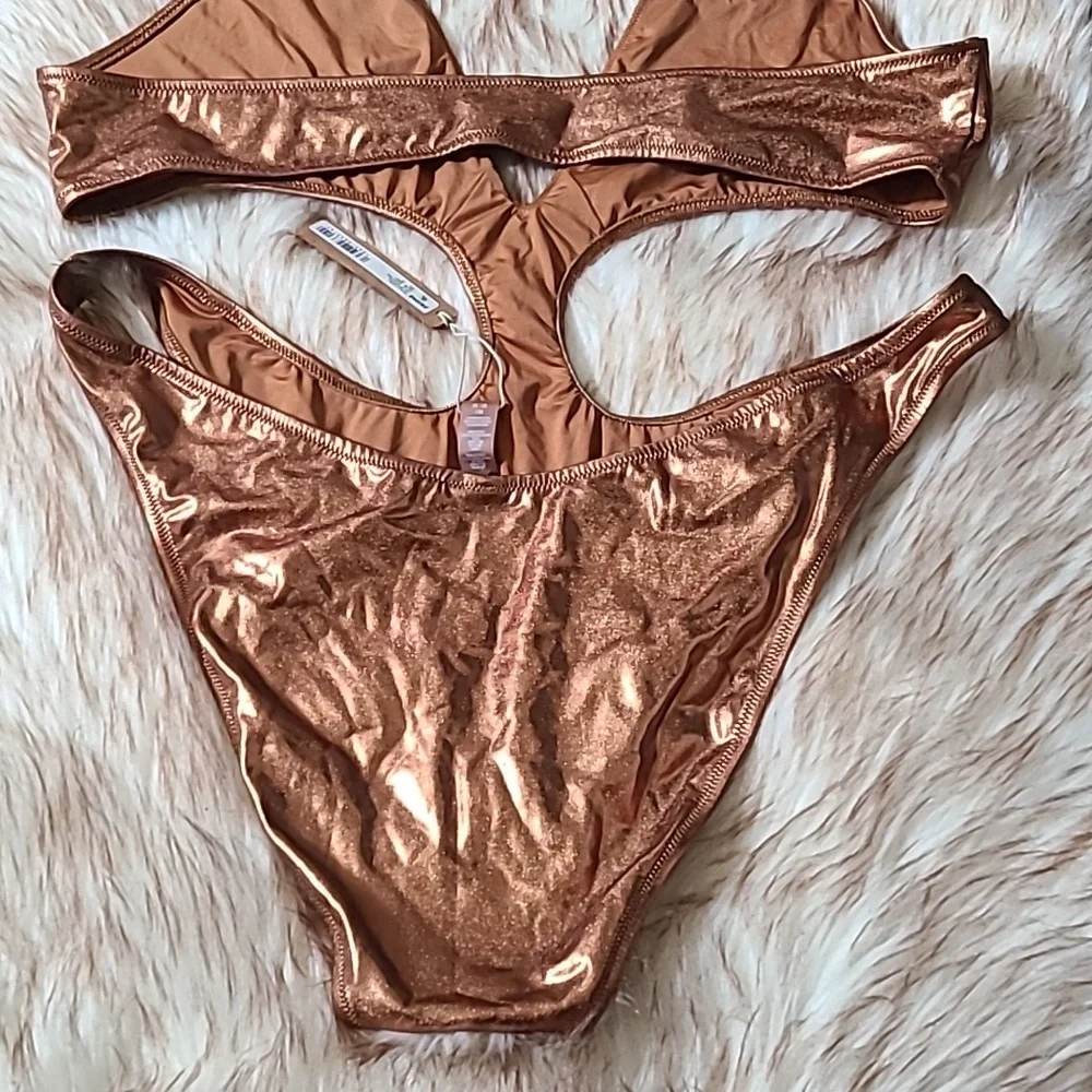 NWT SKIMS Metallic Halter Monokini Size 3X